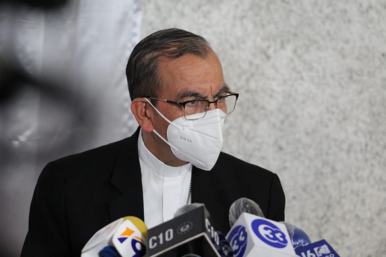 Cardenal Rosa Chávez lamenta falta de transparencia por parte de diputados salientes al otorgar plazas fantasmas cardenal-rosa-chavez-lamenta-falta-de-transparencia-por-parte-de-diputados-salientes-al-otorgar-plazas-fantasmas